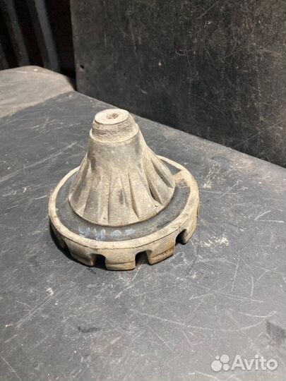 Проставка пружины задняя Infiniti Fx35 S50 VQ35DE