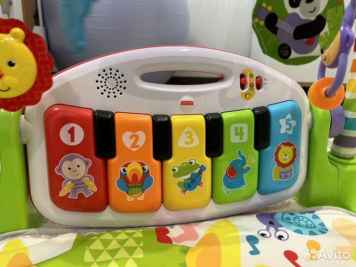 Развивающий коврик fisher price