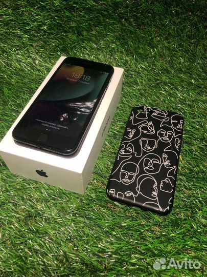 iPhone 7, 32 ГБ