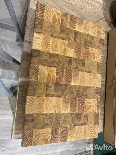 Торцевая разделочная доска из дуба