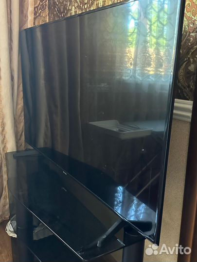 Телевизор с тумбой