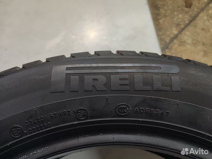 Pirelli Winter Sottozero 3 215/55 R17 94H