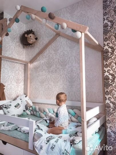Детская кровать домик избушка