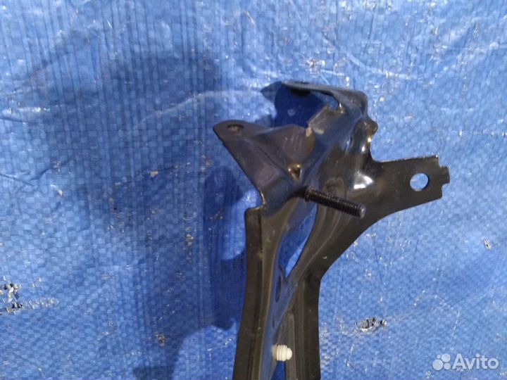 Кронштейн фары правой Mini Countryman Ф60 2016