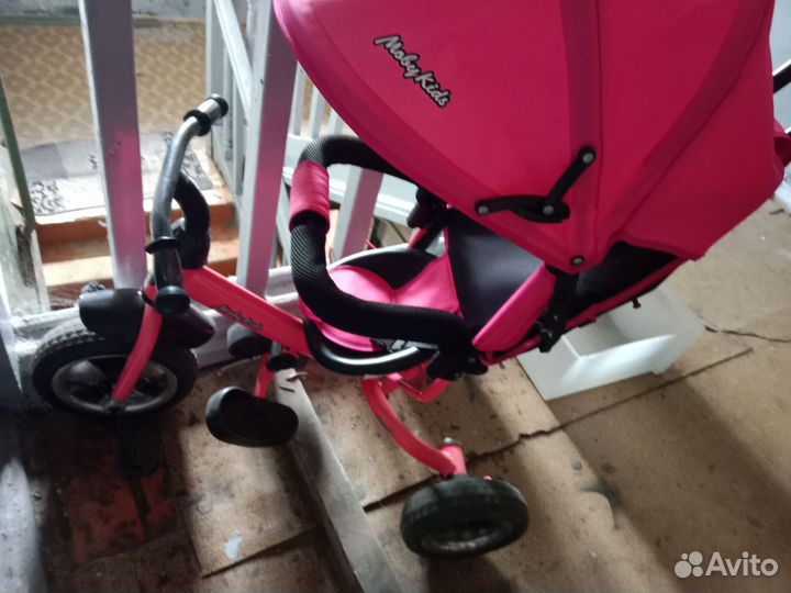 Детский трехколесный велосипед