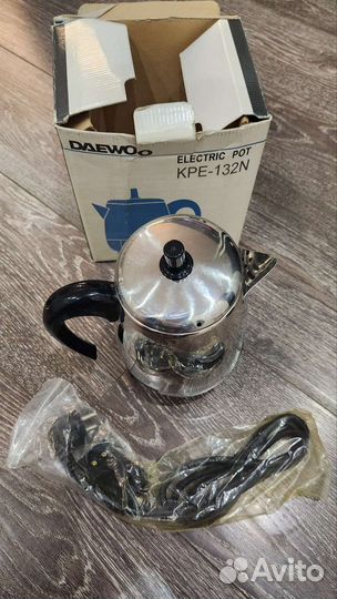 Чайник электрический новый