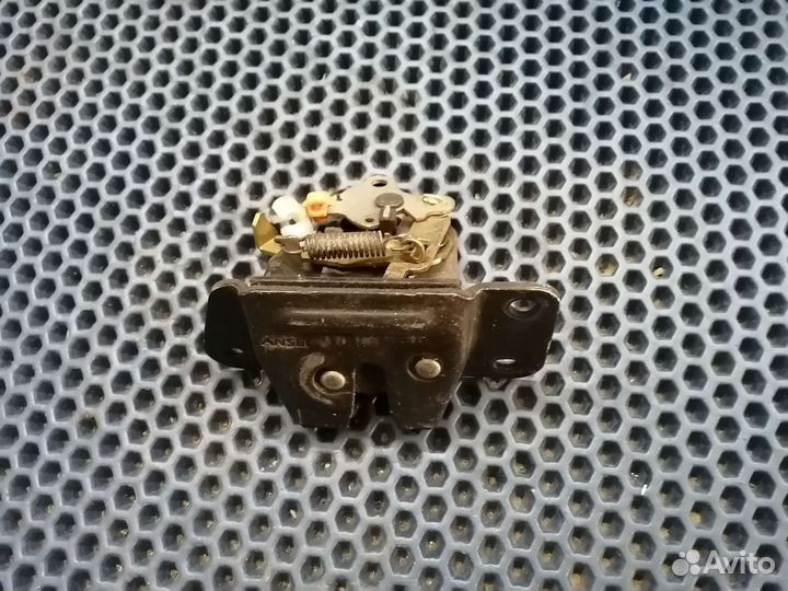 Замок багажника mitsubishi legnum