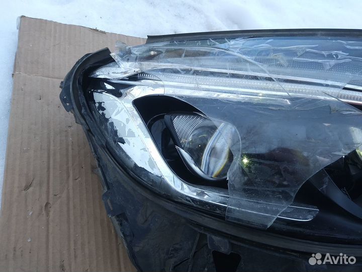 Фара правая Mercedes GLC X253