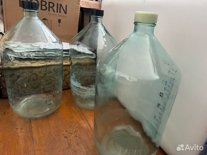 Бочка пластиковая,бутыль стеклянная