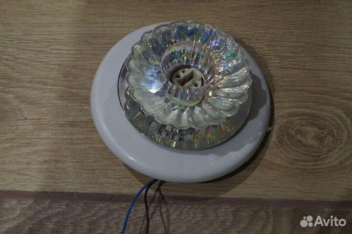 Светильник потолочный встраиваемый