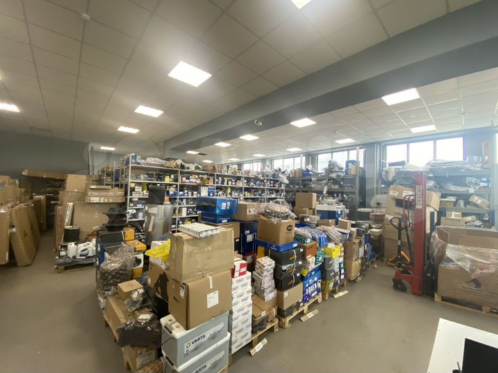 Помещение свободного назначения, 200 м²