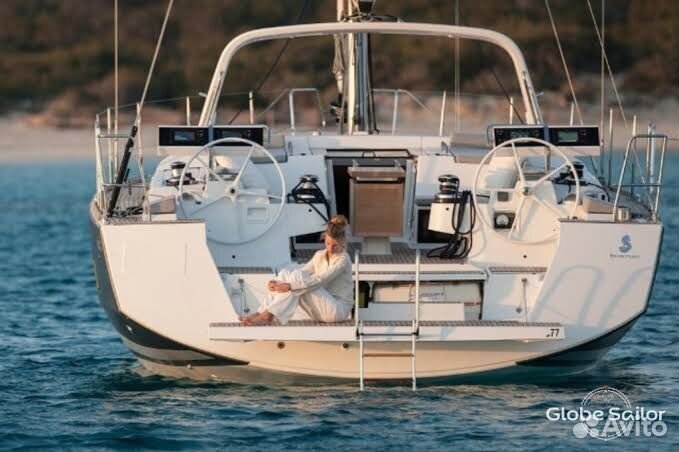 Парусная яхта