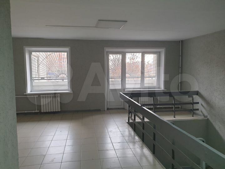 4-к. квартира, 86 м², 8/17 эт.