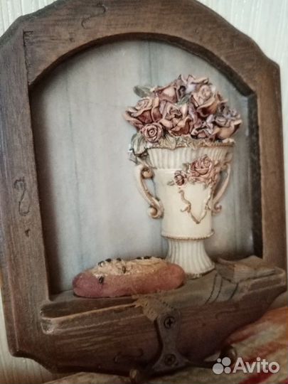 Панно-вешалка