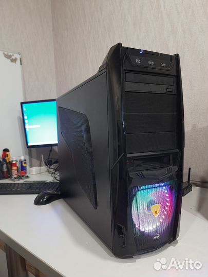 Intel Xeon X5675 (6 ядер, 12 потоков)