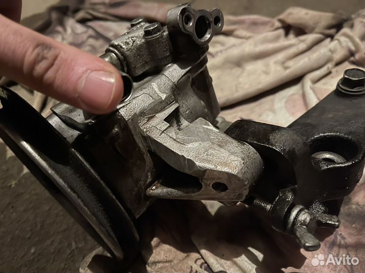 Насос гур Civic EF9 EE9 CRX EF8 EE8 Integra DA8