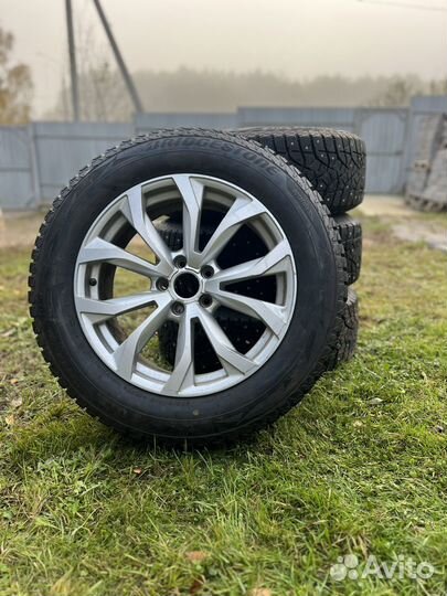 Колёса VAG R18 (235 60 R18)