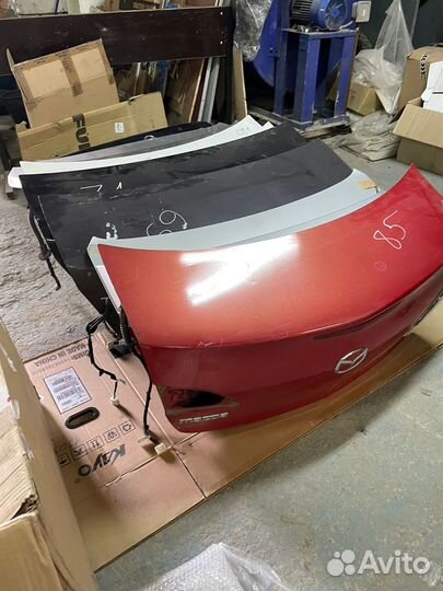 Крышка от багажника mazda 3 bl