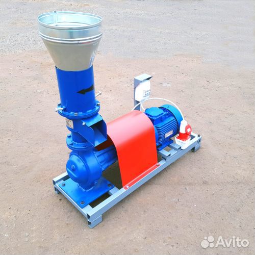 Гранулятор кормов Соловей 220/380