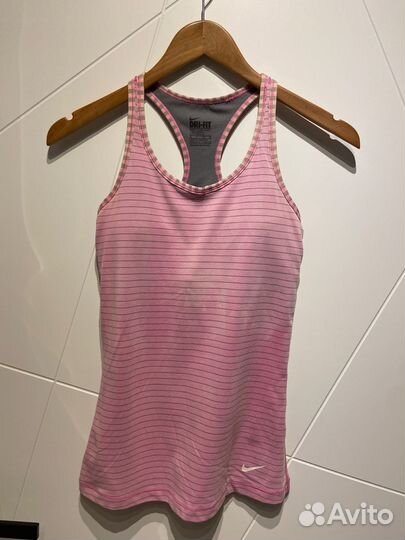 Спортивный топ майка nike женский 40 42