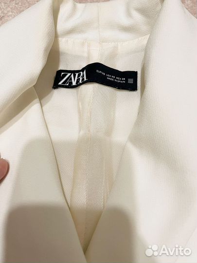 Пиджак приталенный zara белый 40 S