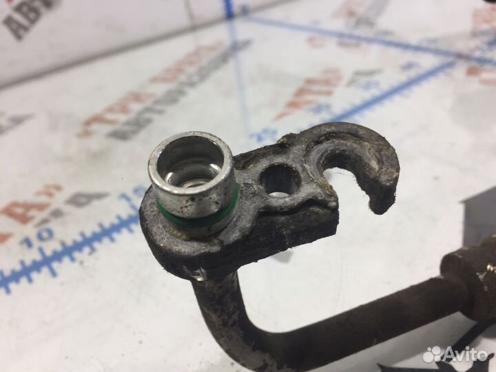 Ниссан Трубка / шланг кондиционера воздуха