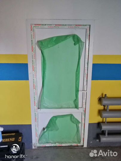 Дверь пластиковая входная