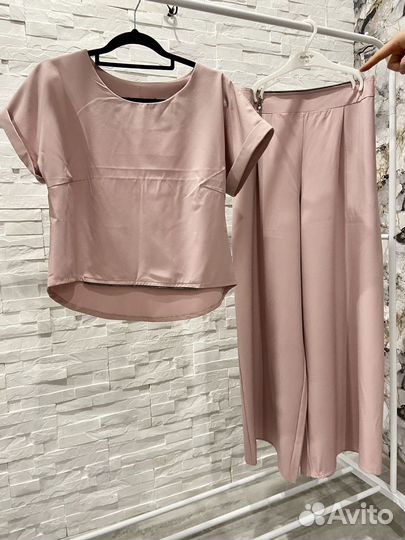 Костюм со штанами