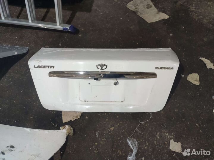 Крышка багажника Шевроле Лачетти