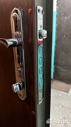 Заменить замок ремонт входной двери вскрытие взлом