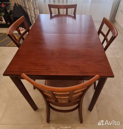 Кухонный стол и стулья комплект бу