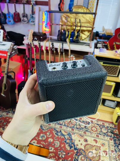 Комбоусилитель Belcat Новый