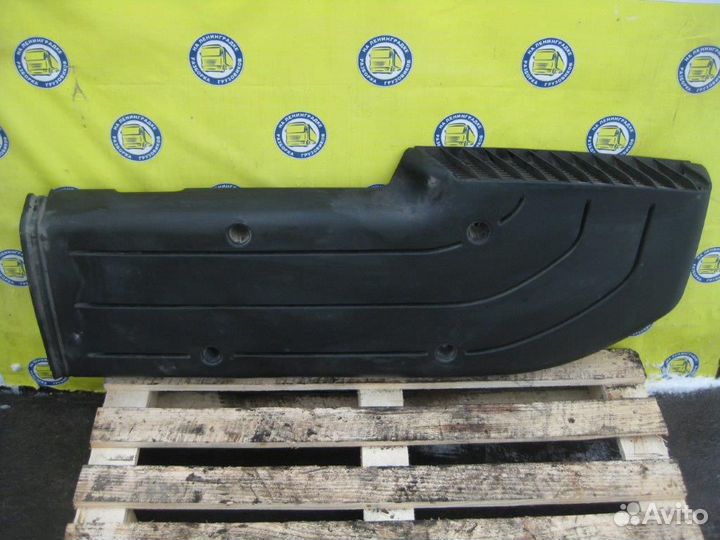Воздухозаборник закабинный 5010317883 renault truc