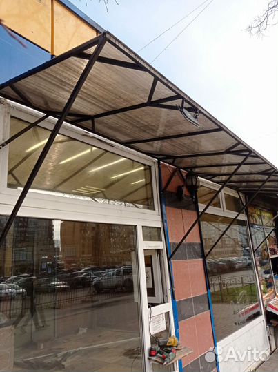 Козырек над крыльцом бу