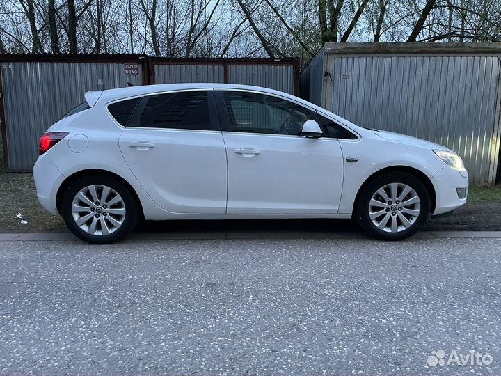 Opel Astra 1.6 AT, 2010, 202 000 км