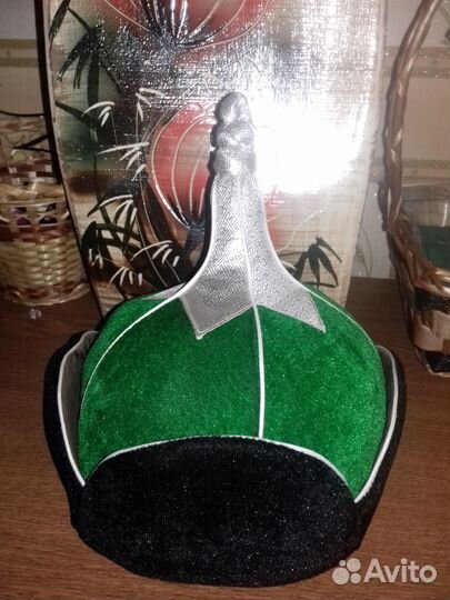 Интернациональная шапка