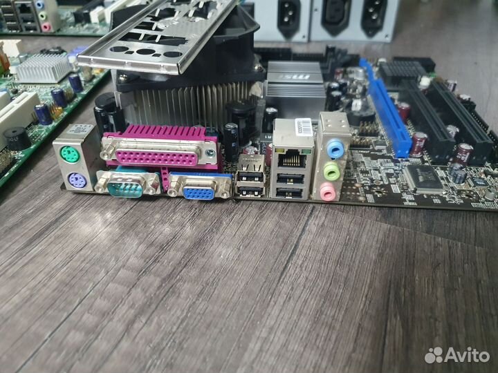 Материнки с процессором и куллером