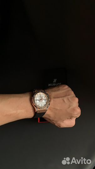 Часы наручные Hublot
