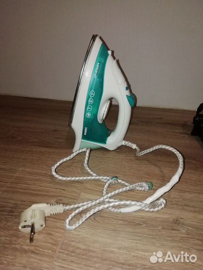Утюг Magnit
