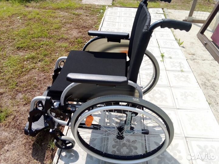 Коляска инвалидная Ottobock