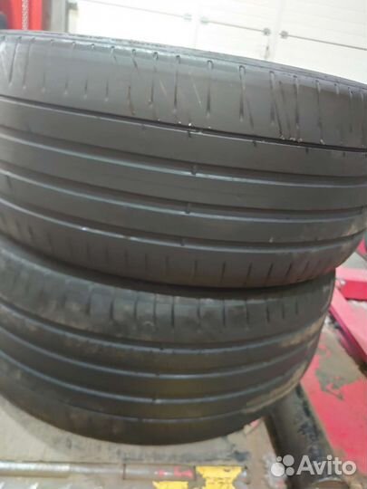 Pirelli P Zero PZ4 275/40 R21 107Y