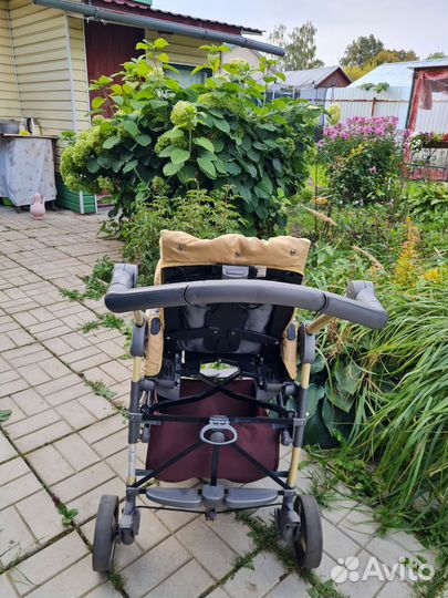 Коляска прогулочная складная
