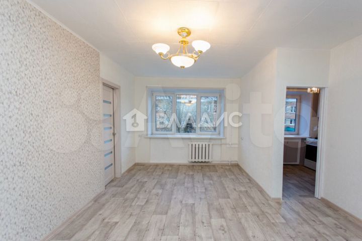 2-к. квартира, 42 м², 2/5 эт.