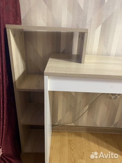 Письменный стол