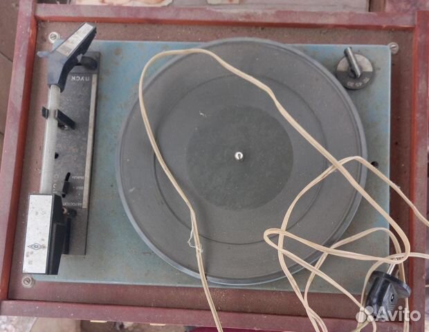 Старинный граммофон