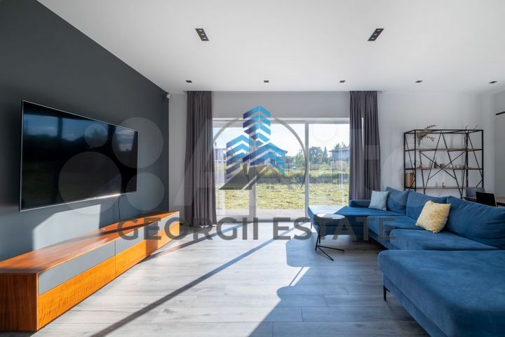 Дом 226 м² на участке 12 сот.