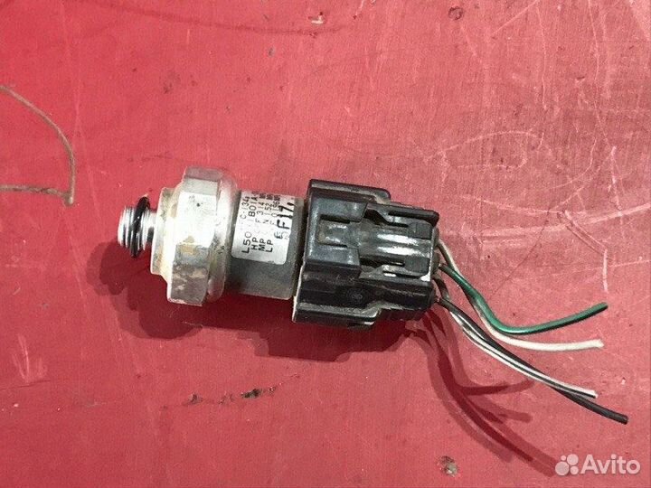 Датчик давления хладагента (фриона) Mazda 6 GG