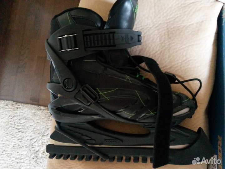 Коньки хоккейные новые размер 37