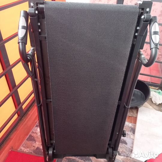 Беговая дорожка механическая