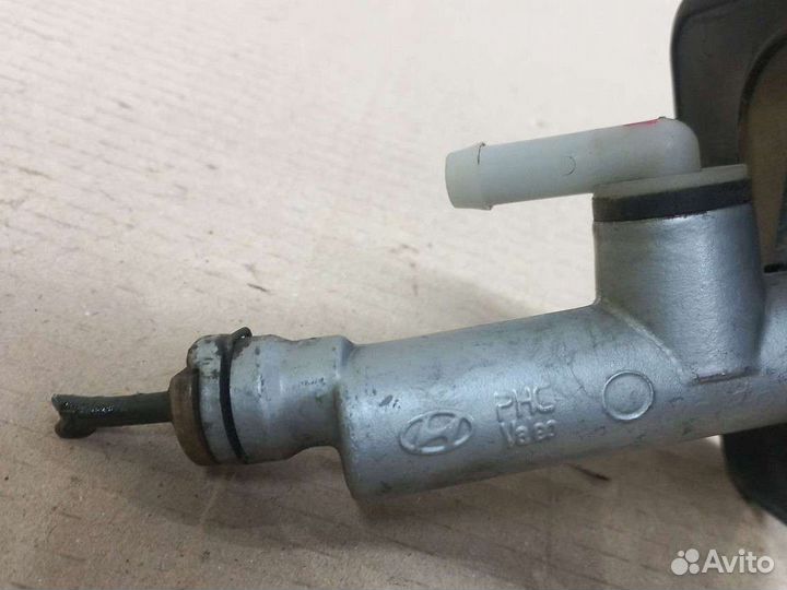 Главный цилиндр сцепления Киа Сид 1 ед